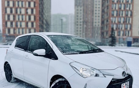 Toyota Vitz, 2019 год, 1 099 000 рублей, 2 фотография