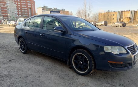 Volkswagen Passat B6, 2008 год, 650 000 рублей, 3 фотография