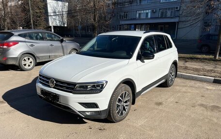 Volkswagen Tiguan II, 2019 год, 3 100 000 рублей, 2 фотография