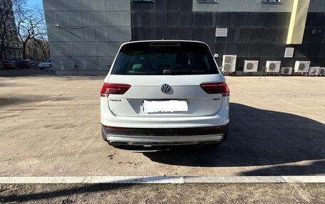 Volkswagen Tiguan II, 2019 год, 3 100 000 рублей, 4 фотография