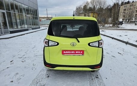 Toyota Sienta II, 2018 год, 1 490 000 рублей, 2 фотография