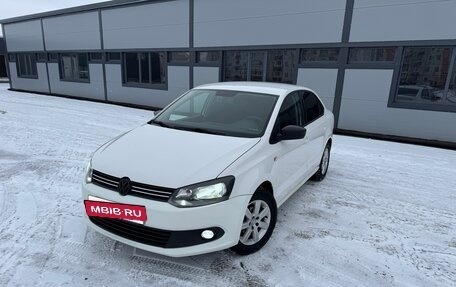 Volkswagen Polo VI (EU Market), 2011 год, 669 000 рублей, 2 фотография