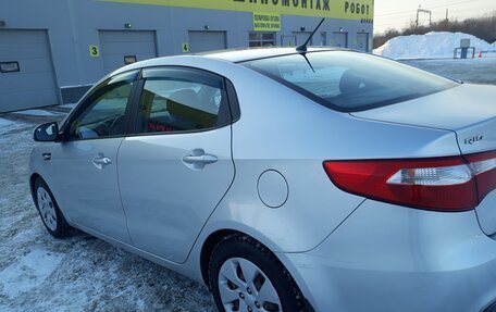 KIA Rio III рестайлинг, 2013 год, 950 000 рублей, 3 фотография