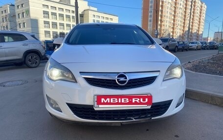 Opel Astra J, 2011 год, 685 000 рублей, 16 фотография