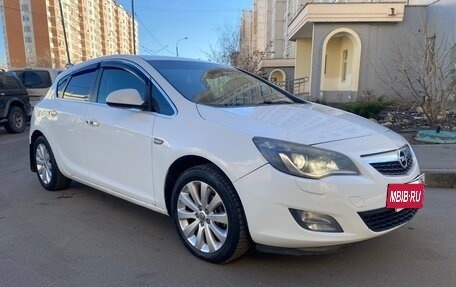 Opel Astra J, 2011 год, 685 000 рублей, 17 фотография