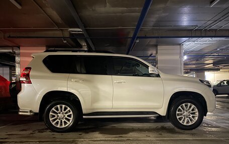 Toyota Land Cruiser Prado 150 рестайлинг 2, 2016 год, 4 150 000 рублей, 1 фотография