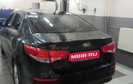 KIA Rio III рестайлинг, 2015 год, 940 000 рублей, 4 фотография