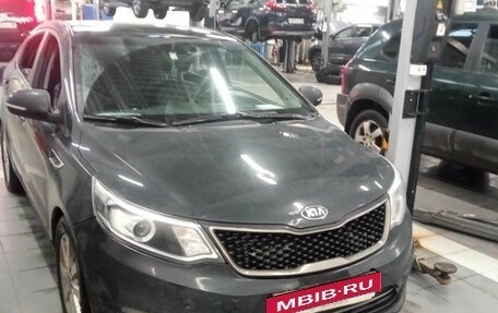 KIA Rio III рестайлинг, 2015 год, 940 000 рублей, 2 фотография