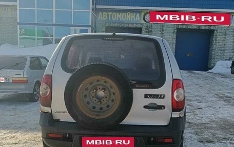 Chevrolet Niva I рестайлинг, 2012 год, 327 000 рублей, 4 фотография