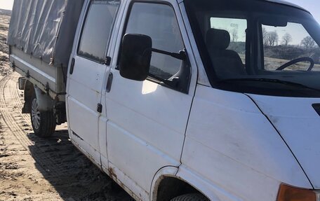 Volkswagen Transporter T4, 1992 год, 477 000 рублей, 1 фотография