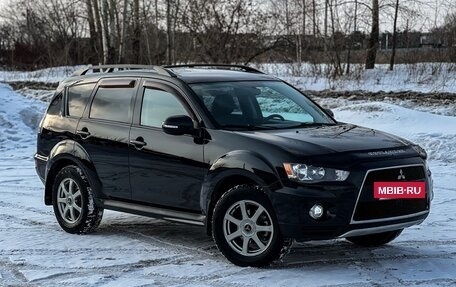 Mitsubishi Outlander III рестайлинг 3, 2012 год, 1 450 000 рублей, 2 фотография