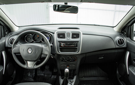 Renault Logan II, 2017 год, 595 000 рублей, 10 фотография