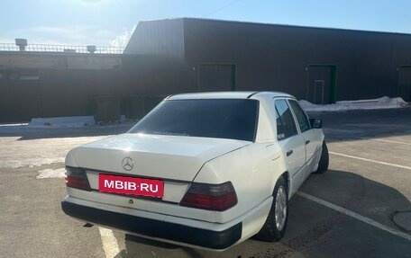 Mercedes-Benz W124, 1986 год, 350 000 рублей, 8 фотография