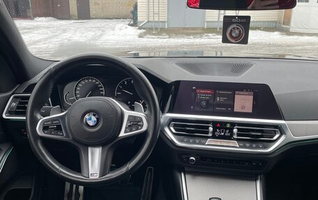 BMW 3 серия, 2019 год, 4 000 000 рублей, 25 фотография