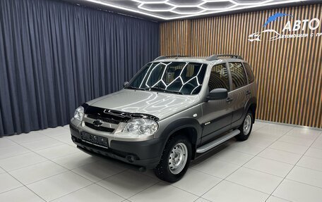 Chevrolet Niva I рестайлинг, 2017 год, 780 000 рублей, 2 фотография