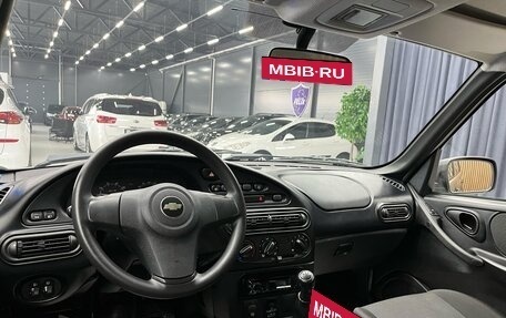 Chevrolet Niva I рестайлинг, 2017 год, 780 000 рублей, 24 фотография