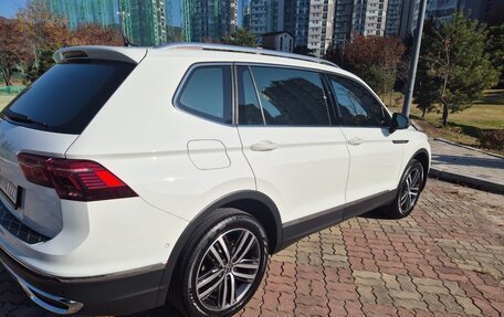 Volkswagen Tiguan II, 2022 год, 3 510 000 рублей, 8 фотография