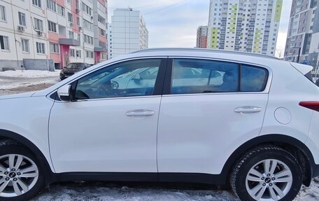 KIA Sportage IV рестайлинг, 2016 год, 1 765 000 рублей, 2 фотография