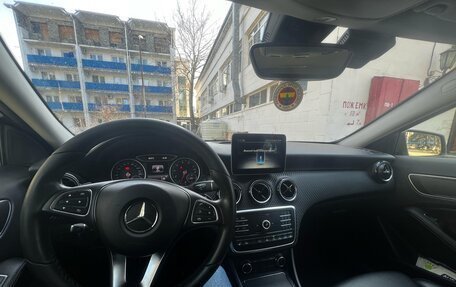 Mercedes-Benz GLA, 2017 год, 2 200 000 рублей, 4 фотография