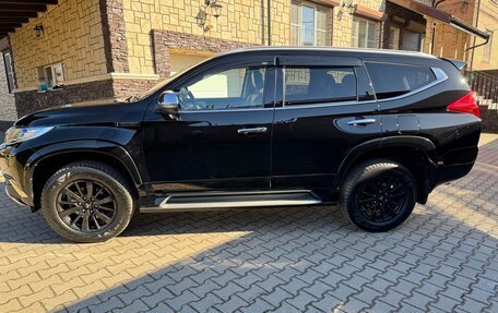 Mitsubishi Pajero Sport III рестайлинг, 2019 год, 3 550 000 рублей, 6 фотография