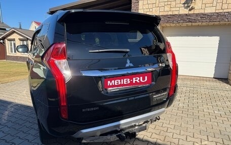 Mitsubishi Pajero Sport III рестайлинг, 2019 год, 3 550 000 рублей, 7 фотография