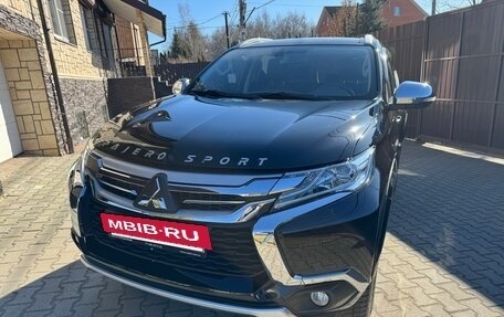 Mitsubishi Pajero Sport III рестайлинг, 2019 год, 3 550 000 рублей, 2 фотография