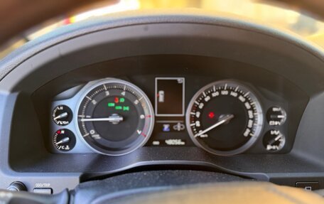 Toyota Land Cruiser 200, 2019 год, 12 250 000 рублей, 7 фотография