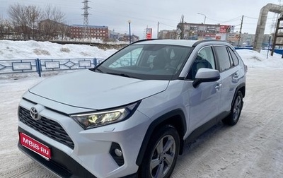 Toyota RAV4, 2021 год, 3 850 000 рублей, 1 фотография