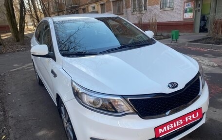 KIA Rio III рестайлинг, 2015 год, 1 500 000 рублей, 4 фотография