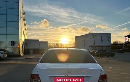Mercedes-Benz C-Класс, 2012 год, 1 600 000 рублей, 14 фотография