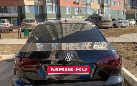 Volkswagen Jetta VI, 2013 год, 1 350 000 рублей, 4 фотография