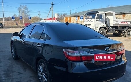 Toyota Camry, 2017 год, 2 450 000 рублей, 8 фотография