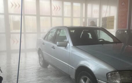 Mercedes-Benz C-Класс, 1993 год, 270 000 рублей, 8 фотография