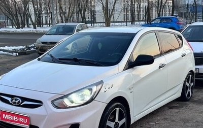 Hyundai Solaris II рестайлинг, 2013 год, 540 000 рублей, 1 фотография