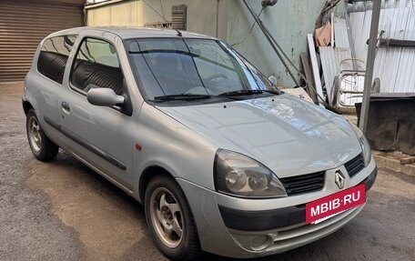 Renault Clio III, 2000 год, 260 000 рублей, 3 фотография