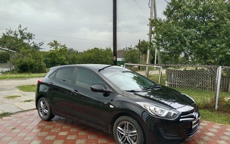 Hyundai i30 II рестайлинг, 2012 год, 950 000 рублей, 13 фотография