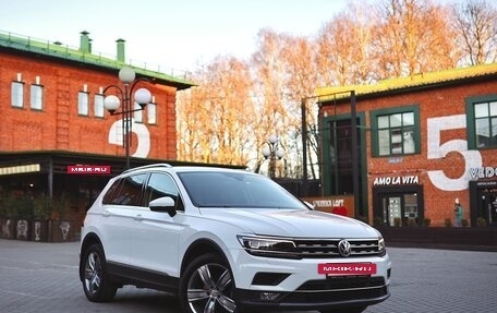 Volkswagen Tiguan II, 2019 год, 2 800 000 рублей, 5 фотография