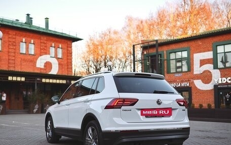 Volkswagen Tiguan II, 2019 год, 2 800 000 рублей, 9 фотография