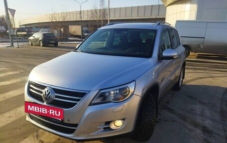 Volkswagen Tiguan I, 2011 год, 1 000 000 рублей, 10 фотография