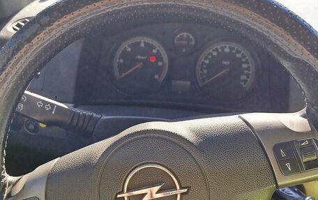 Opel Astra H, 2005 год, 550 000 рублей, 4 фотография