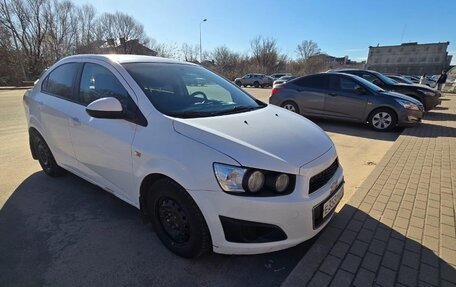 Chevrolet Aveo III, 2013 год, 650 000 рублей, 2 фотография