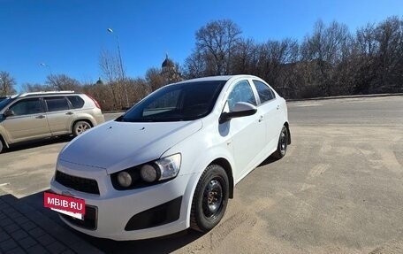 Chevrolet Aveo III, 2013 год, 650 000 рублей, 3 фотография