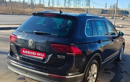 Volkswagen Tiguan II, 2017 год, 2 300 000 рублей, 3 фотография