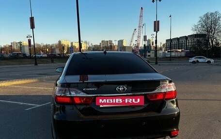 Toyota Camry, 2017 год, 2 370 000 рублей, 5 фотография