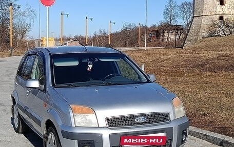 Ford Fusion I, 2006 год, 600 000 рублей, 2 фотография