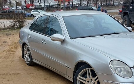 Mercedes-Benz E-Класс, 2002 год, 950 000 рублей, 4 фотография