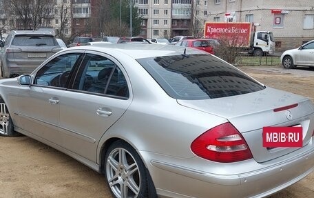 Mercedes-Benz E-Класс, 2002 год, 950 000 рублей, 6 фотография