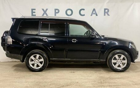 Mitsubishi Pajero IV, 2007 год, 1 615 000 рублей, 6 фотография