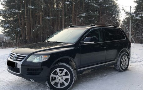 Volkswagen Touareg III, 2008 год, 1 100 000 рублей, 1 фотография