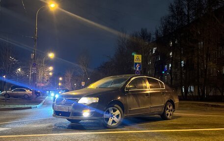 Volkswagen Passat B6, 2006 год, 399 000 рублей, 2 фотография